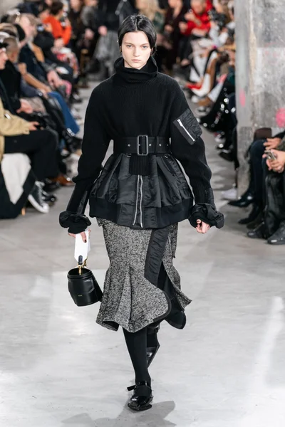 Look 4